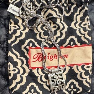 Brighton NWT Silver Swirl Pendant Necklace